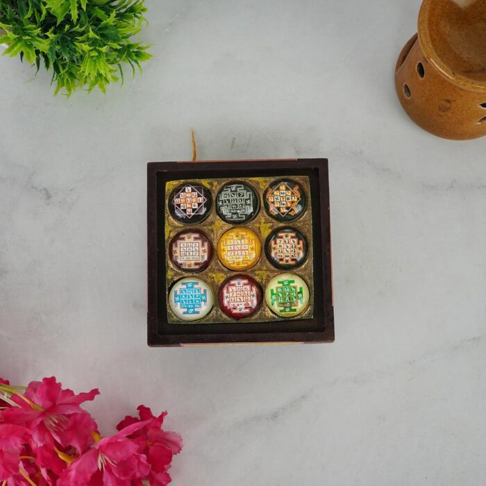 Click Pujan Navgrah Chauki for Home, Office & Temple | Graha Dosh Nivaran - Image 1